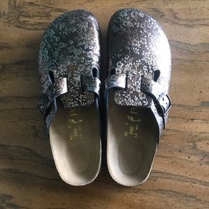 NWOT Women’s Papillio by Birkenstock Floral Clogs